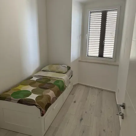 Apartman Mia *